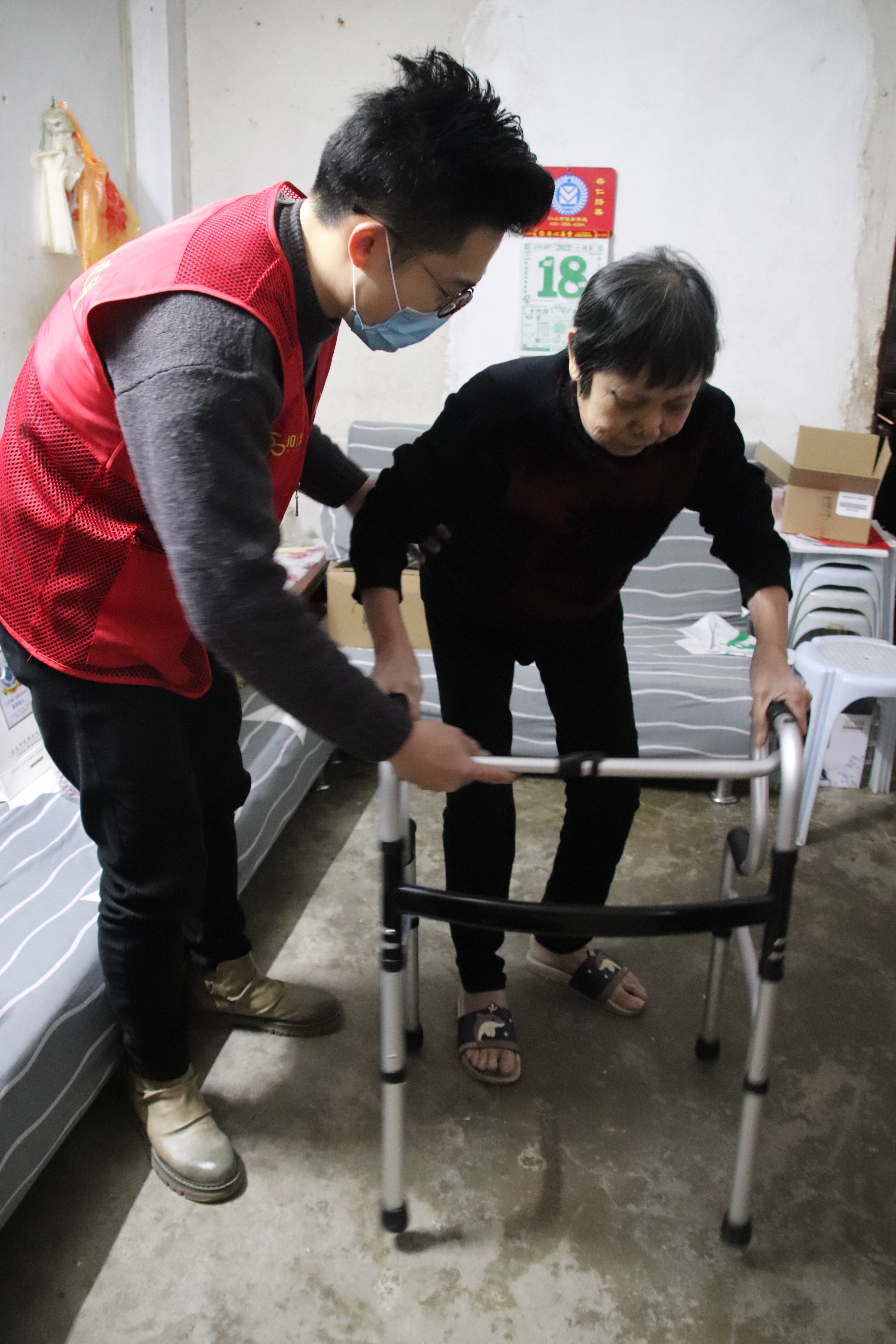 汕头福彩公益金支持特殊困难群体养老 居家环境改造提升老年人幸福感 