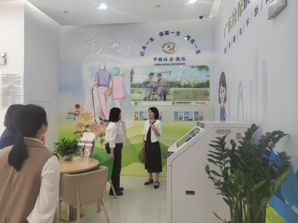 扎實推進社保服務(wù)“鎮(zhèn)村通”標準化建設(shè),，全力打造便民惠民特色品牌網(wǎng)點